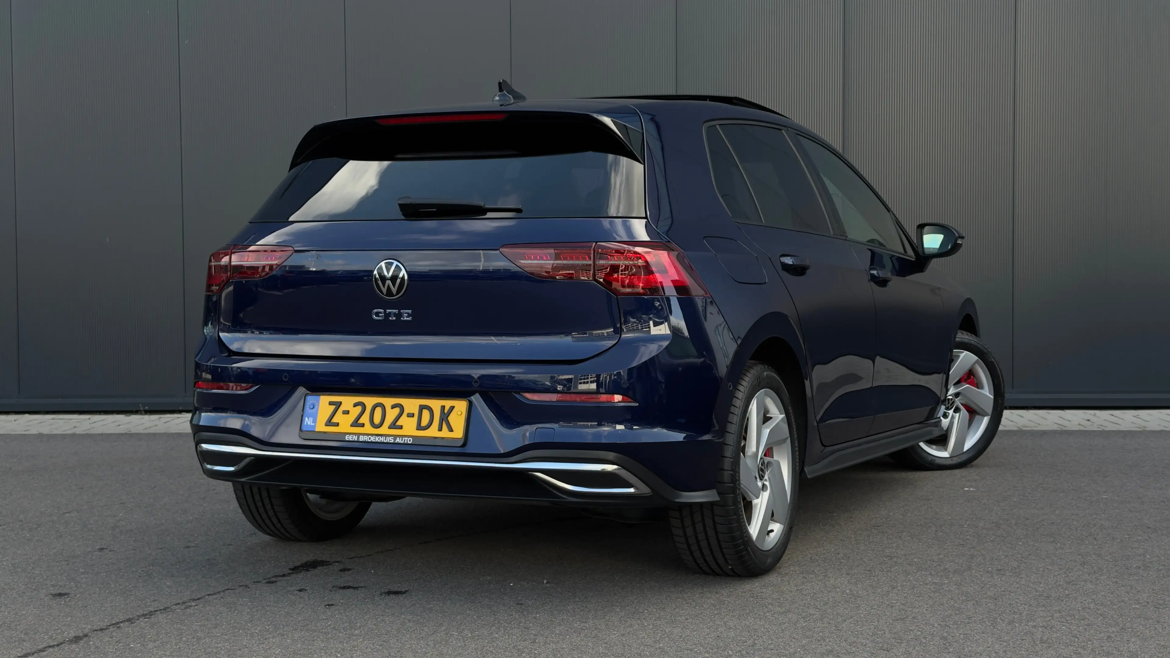Volkswagen Golf GTE 1.4 eHybrid | Panorama dak | Camera | Apple Carpla — photo 18