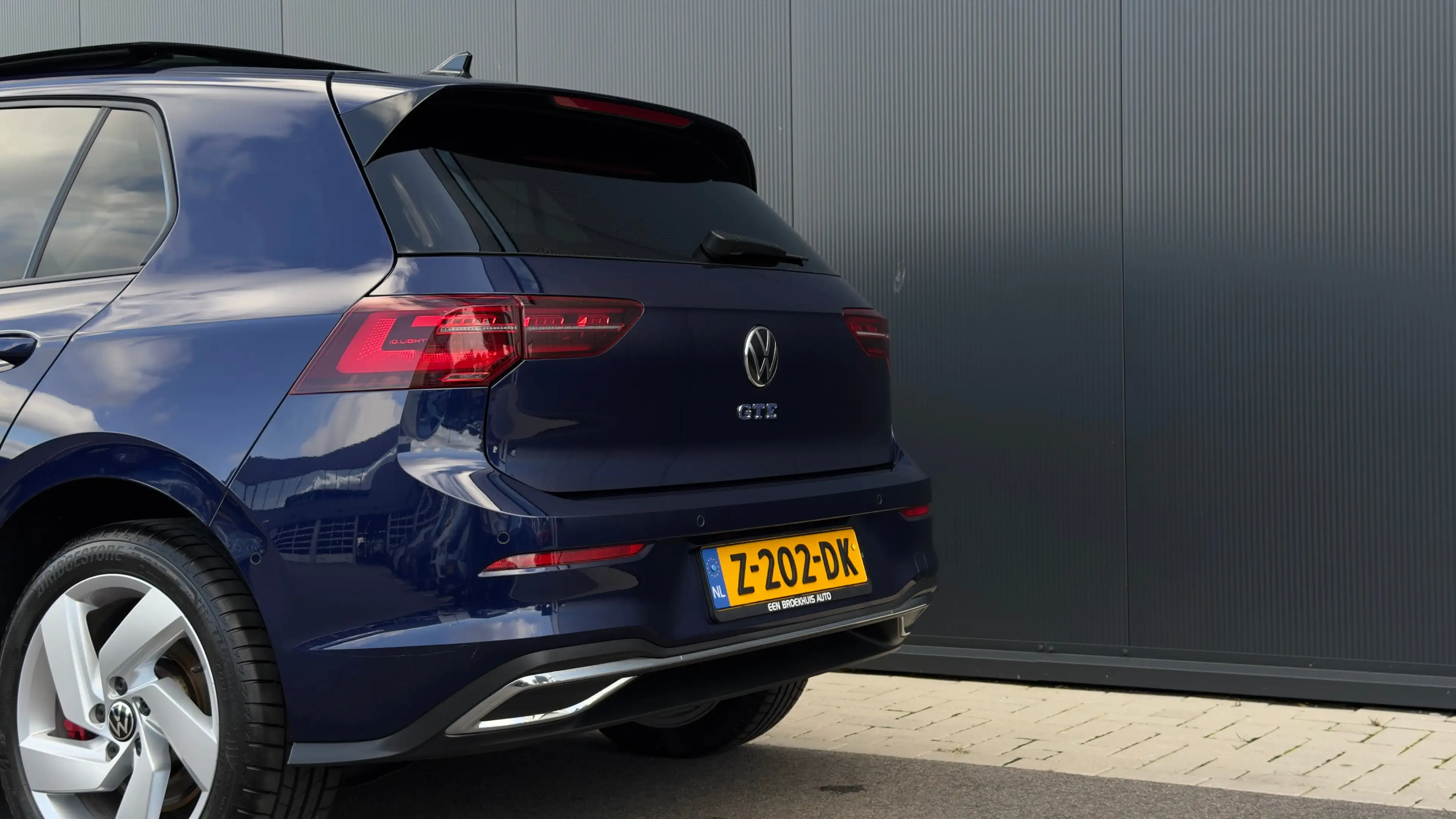 Volkswagen Golf GTE 1.4 eHybrid | Panorama dak | Camera | Apple Carpla — photo 31