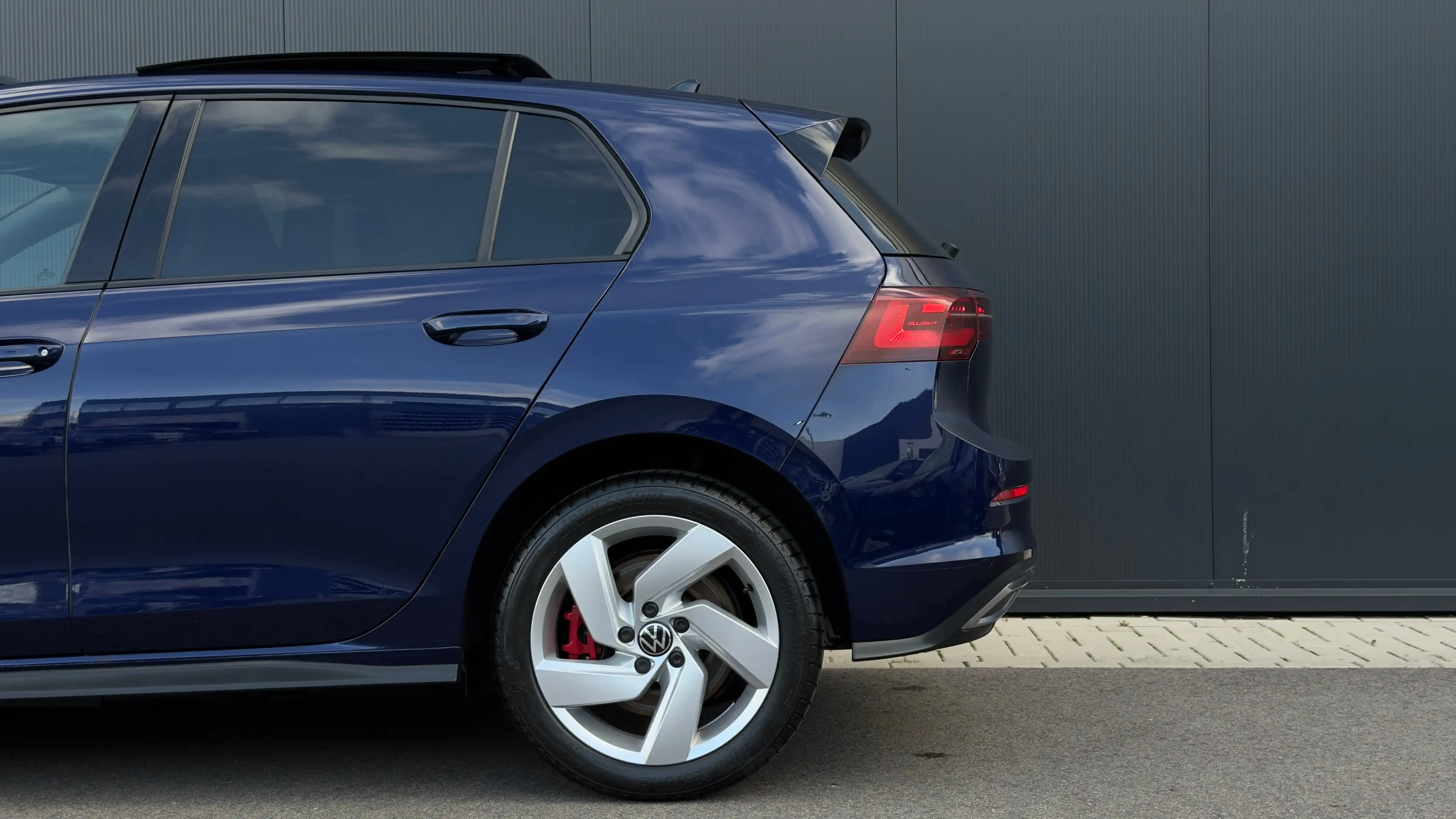 Volkswagen Golf GTE 1.4 eHybrid | Panorama dak | Camera | Apple Carpla — photo 30