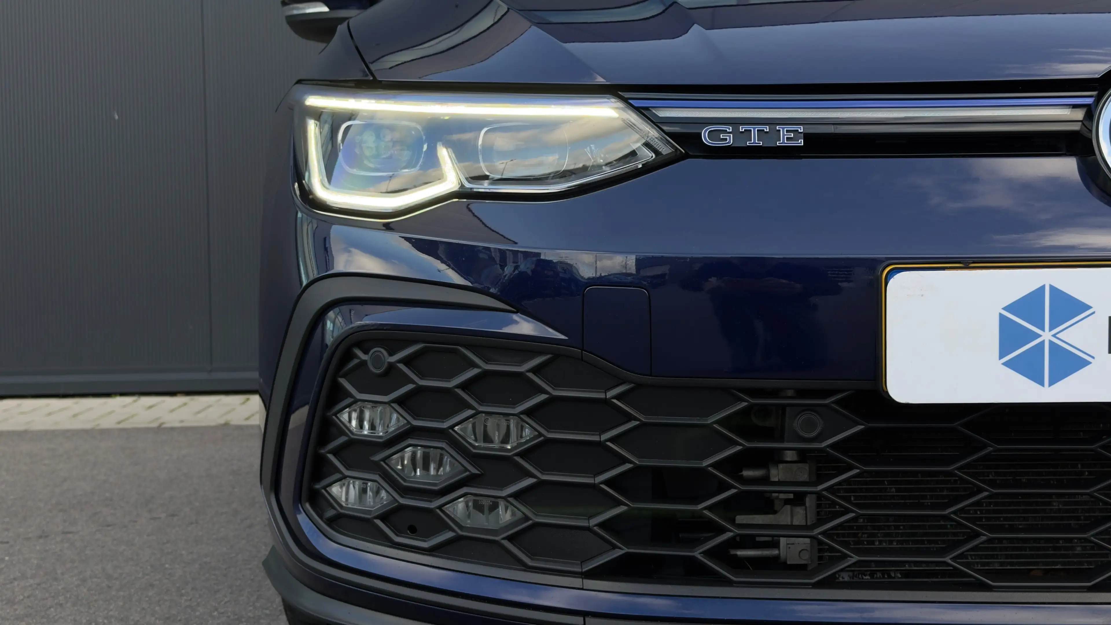 Volkswagen Golf GTE 1.4 eHybrid | Panorama dak | Camera | Apple Carpla — photo 3