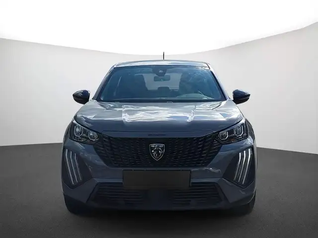 Peugeot 2008 view 2