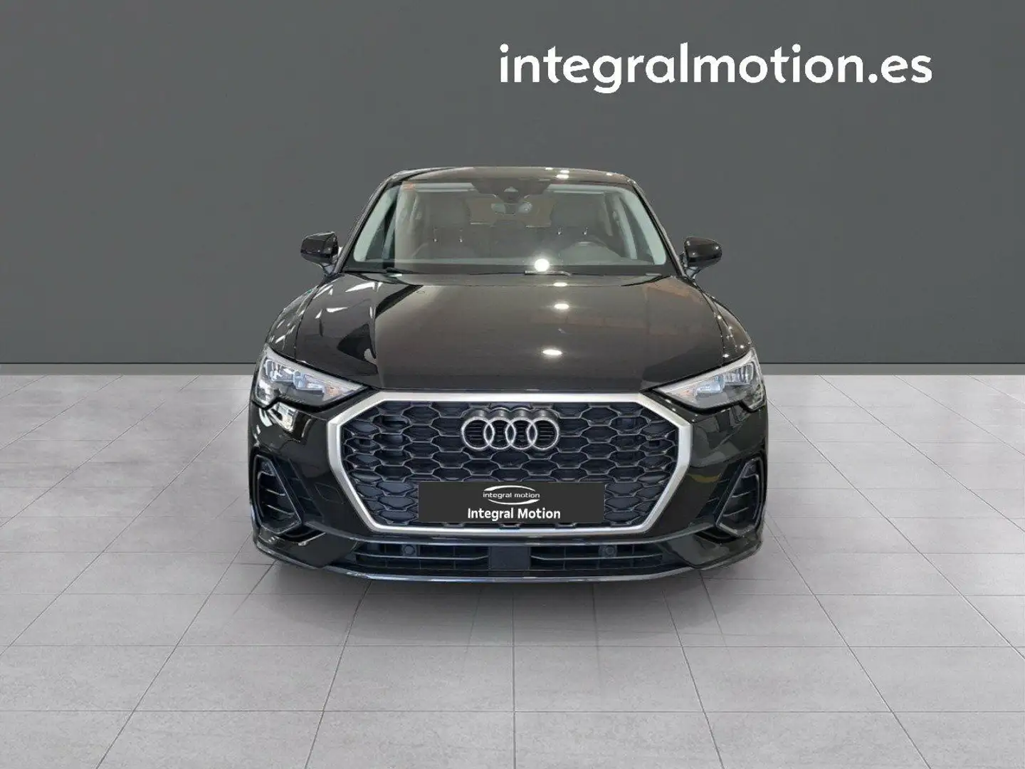 Audi Q3 35 TDI S tronic 110kW Noir - 2