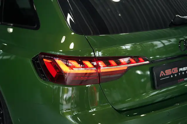 Audi RS4 view 15