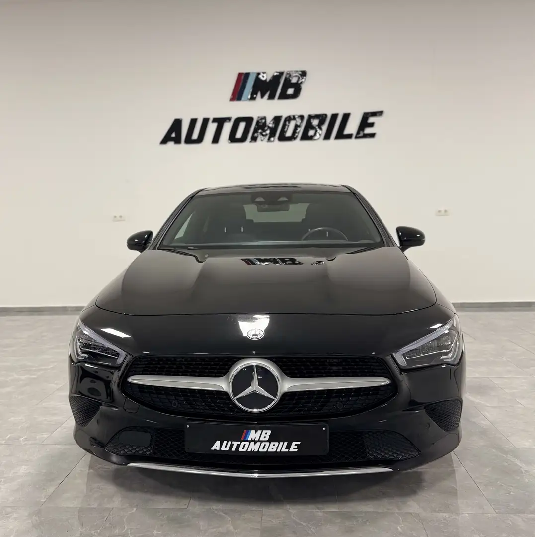 Mercedes-Benz CLA 180 faible km*toit pano* ambience* tva déductible Noir - 2