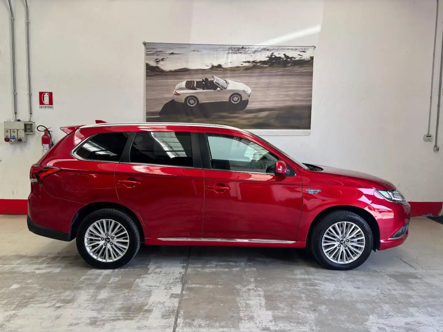 Mitsubishi Outlander 2.4 MIVEC 4WD PHEV Instyle Rouge - 2
