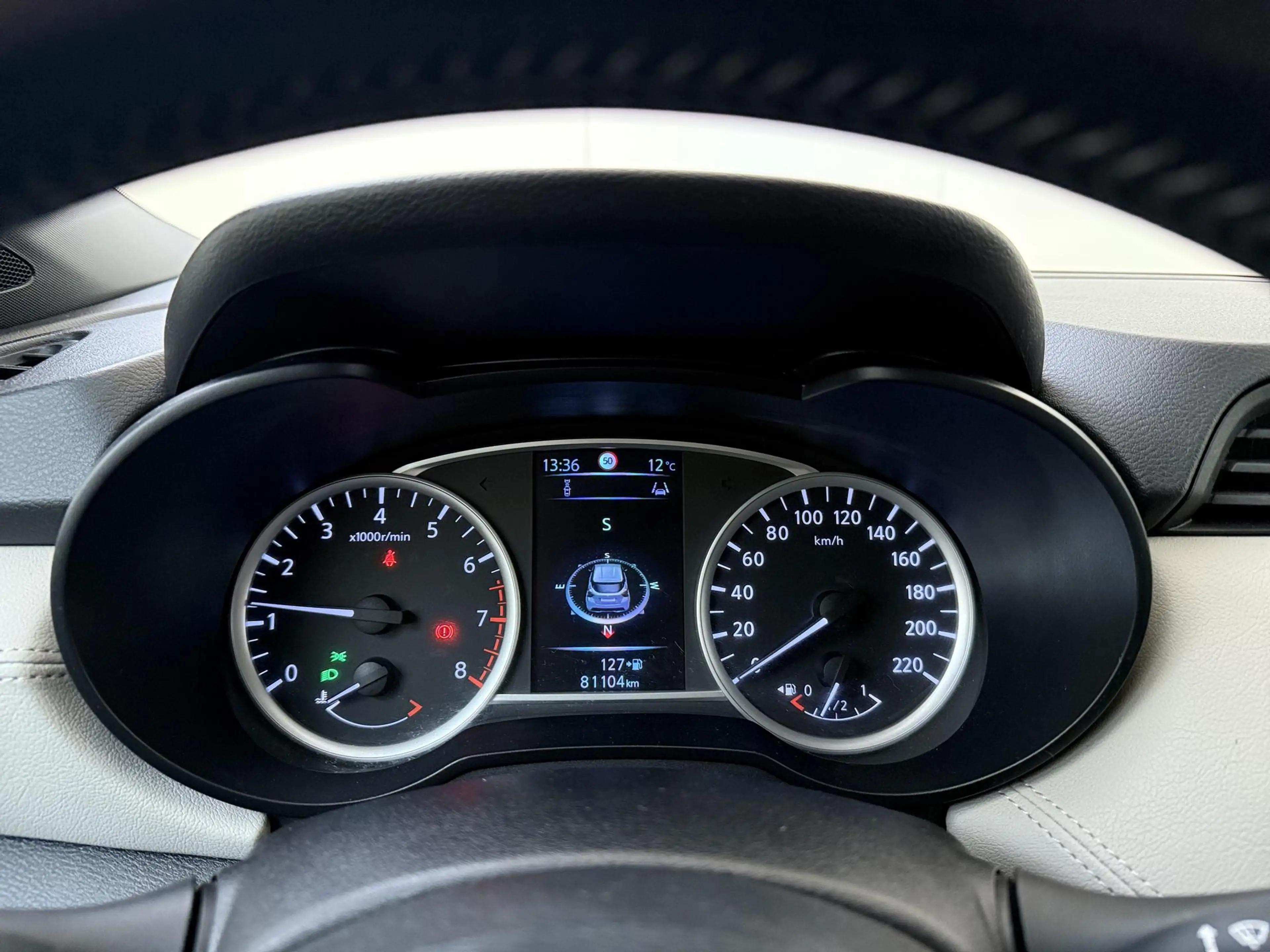 Nissan Micra 0.9 IG-T Tekna Climat Control | Cruise Control | N — photo 11