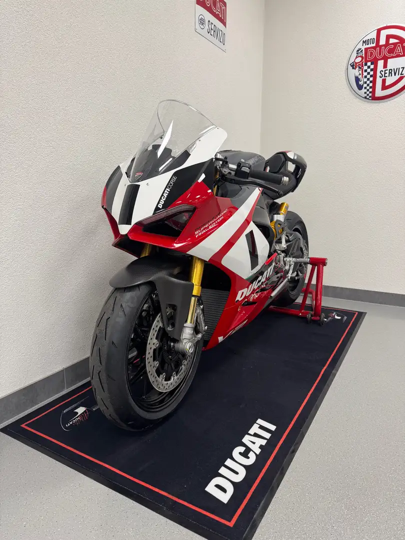 Ducati Panigale V2 Final edition - 1