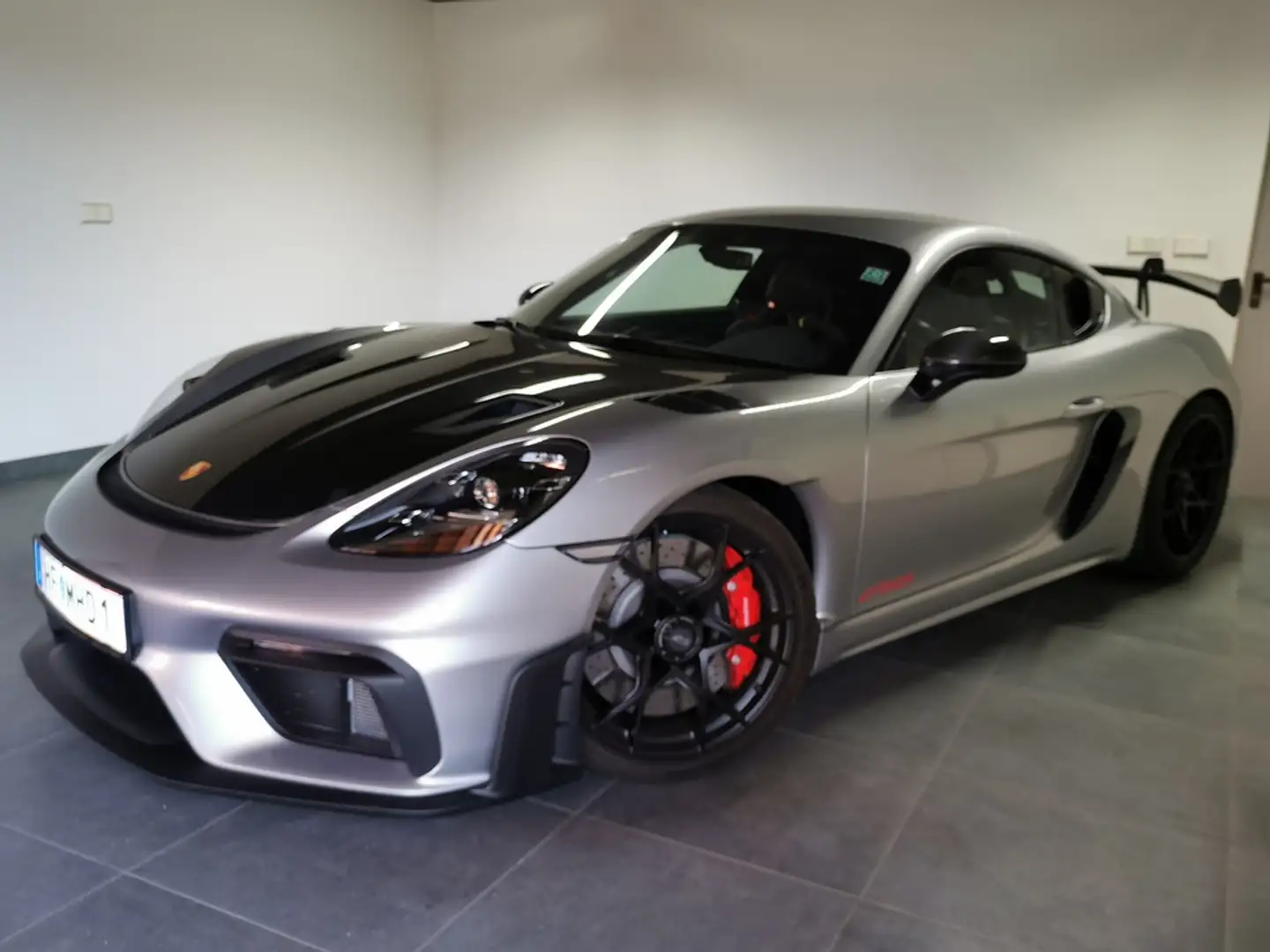 Porsche Cayman -GT4 RS Weissach Clubsport,LED schwarz,Approved Silber - 1