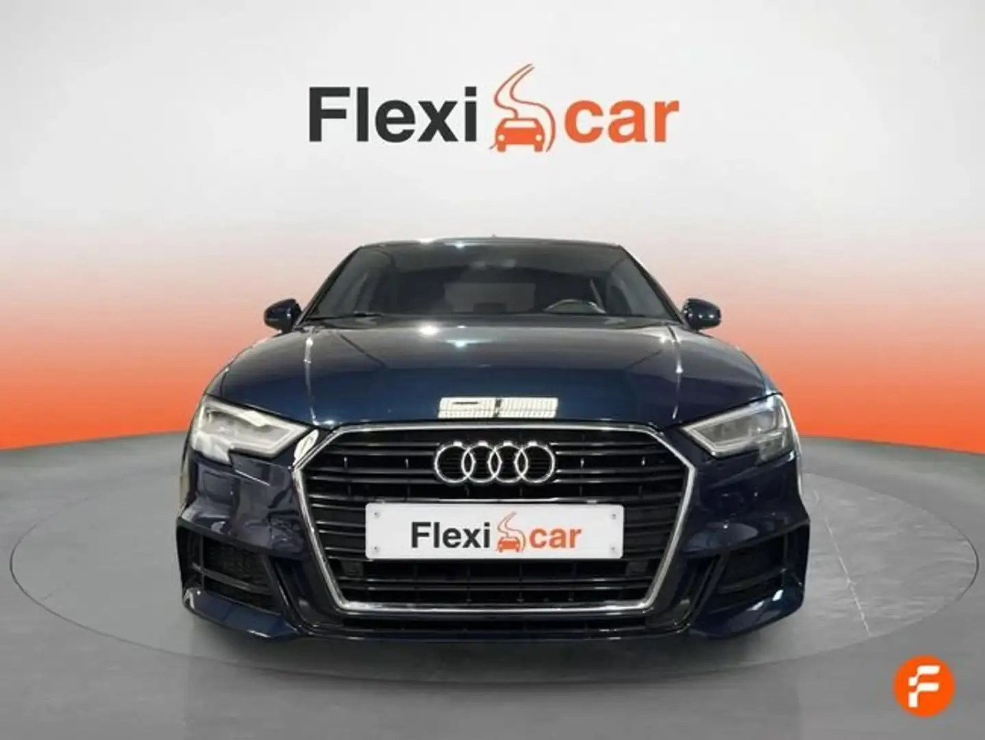 Audi A3 Sedán 30 TFSI S Line S tronic 85kW Bleu - 2