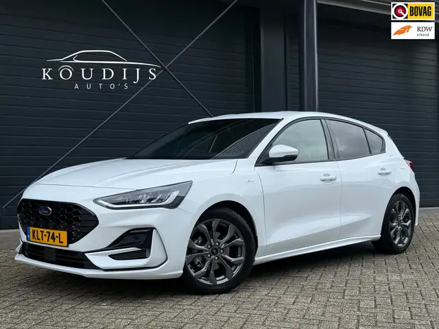 2025 Ford Focus in White for sale