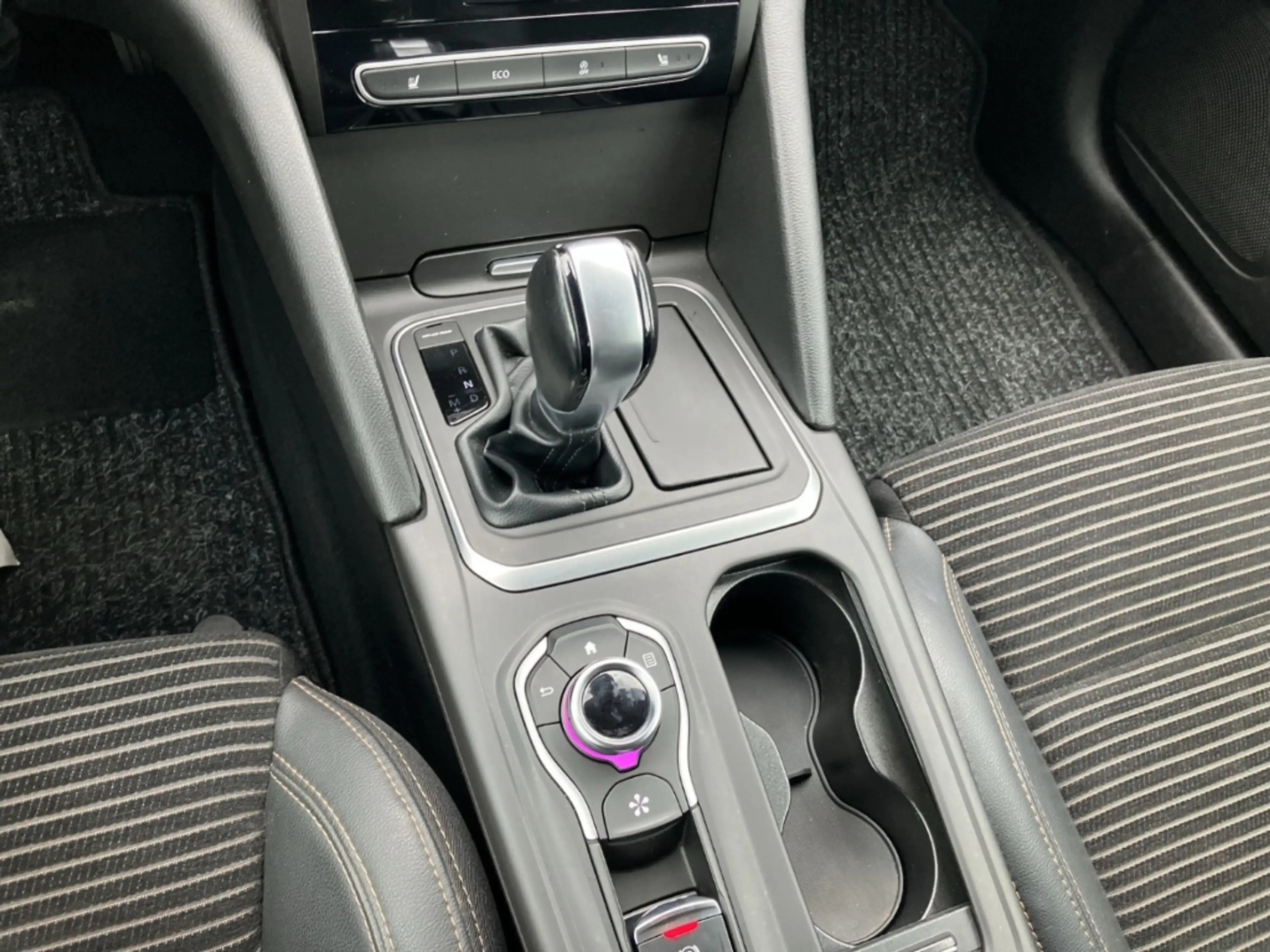 Renault Talisman 1.6 TCe Grandtour Intens NAVI+LED+SHZ+ — photo 19