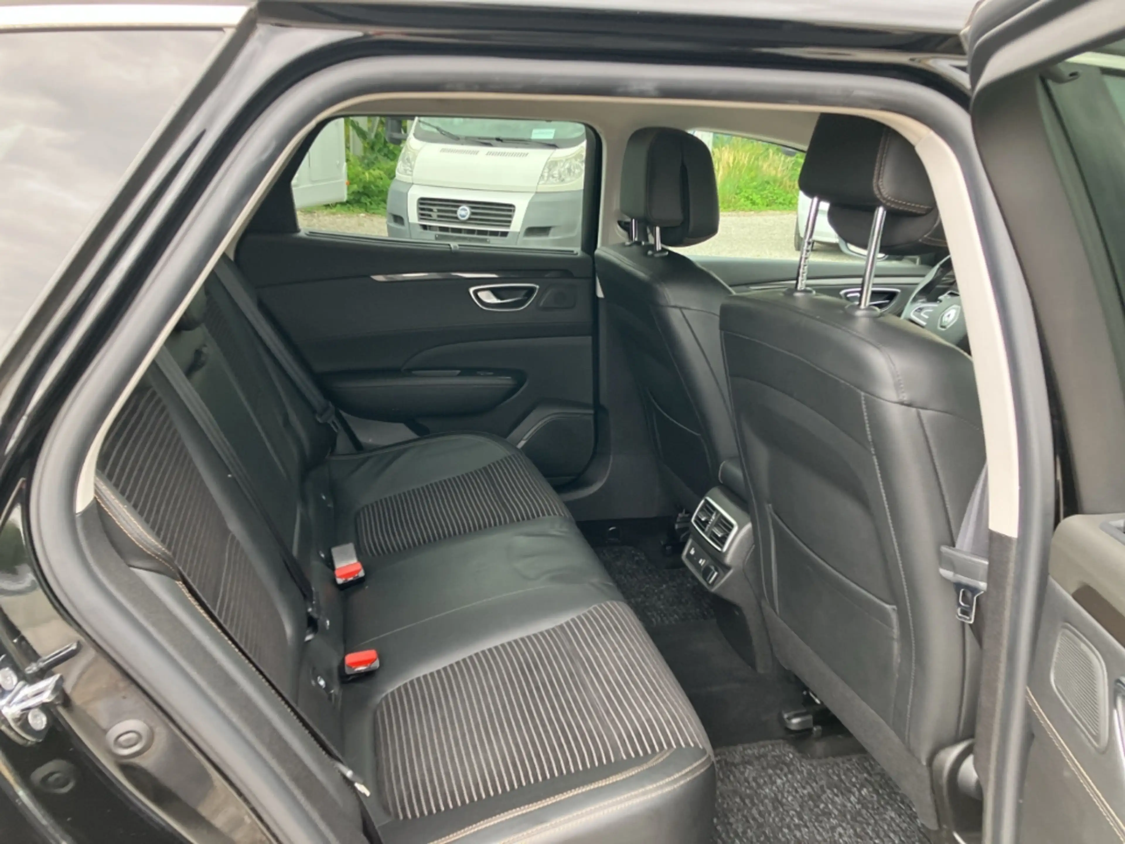 Renault Talisman 1.6 TCe Grandtour Intens NAVI+LED+SHZ+ — photo 26