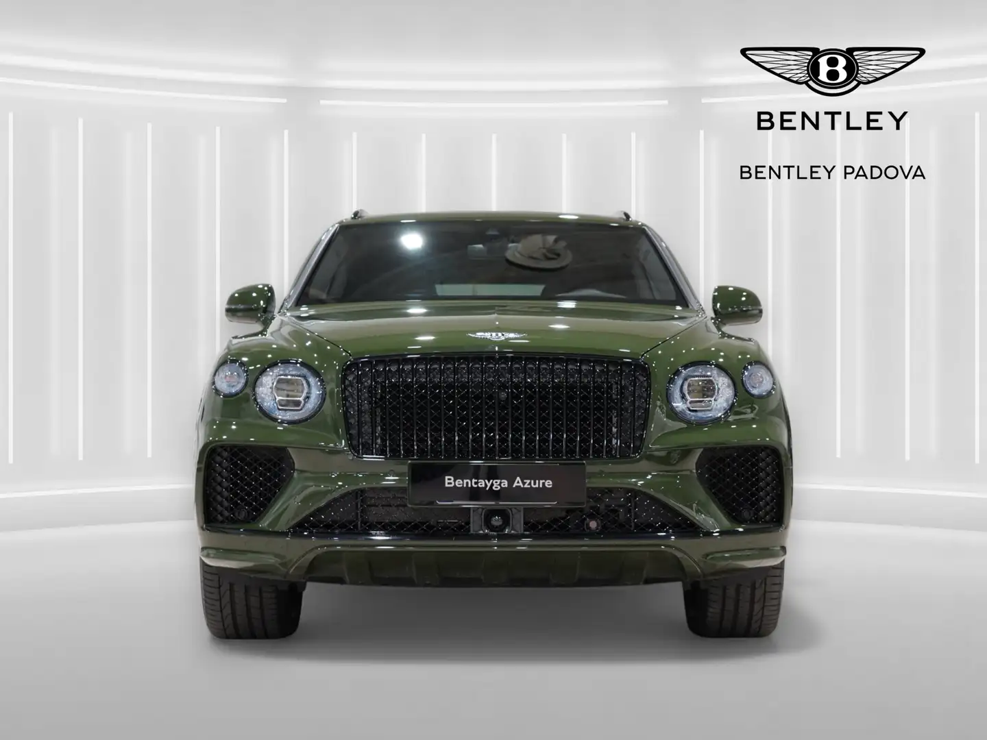 Bentley Bentayga 4.0 V8 Azure auto MY2025 - Blackline specification Verde - 2