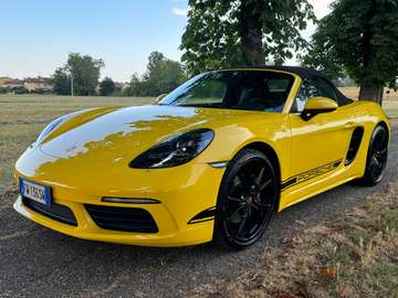 Boxster 2.0 300cv pdk RACING YELLOW / SCARICO SPORTIVO / FARI PDLS 4 PUNTI / BOOK SERVICE PORSCHE / CERCHI 20"