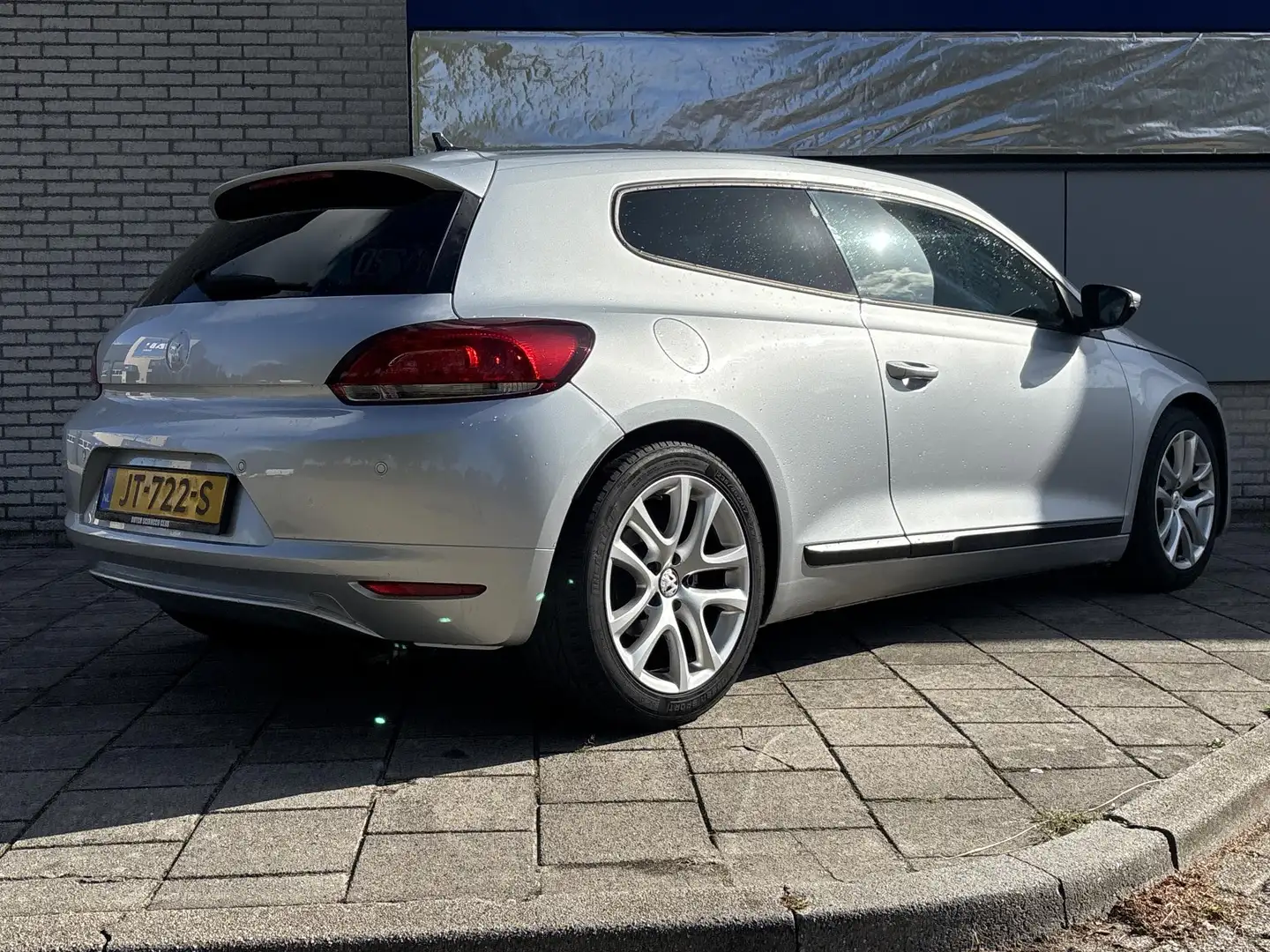 Volkswagen Scirocco 1.4 TSI | Cruise | Stoelverwarming | Climate | Nav Grijs - 2