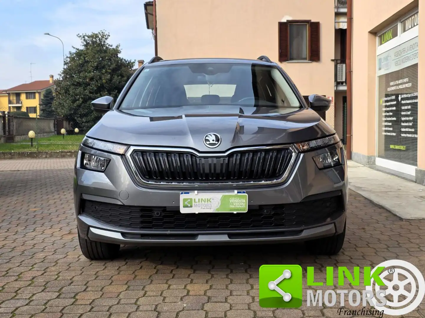 Skoda Kamiq 1.0 TSI 95 CV Style Grigio - 2