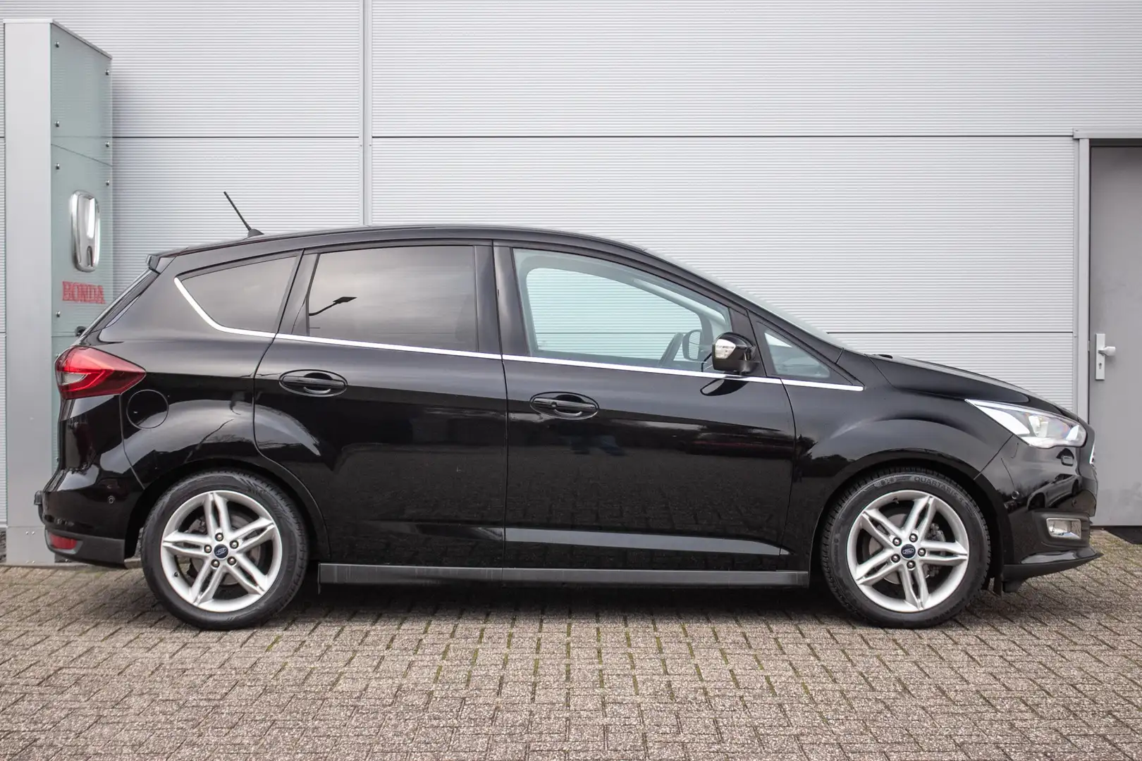 Ford C-Max 1.0 Sport - Navi | Carplay | Camera | Keyless Noir - 2