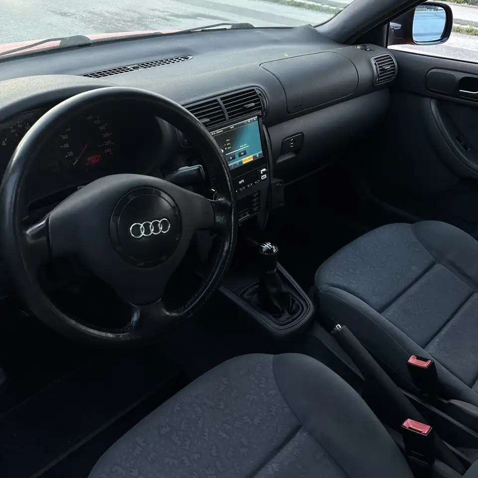 Audi A3 1,9 Attraction TDI, foto 6