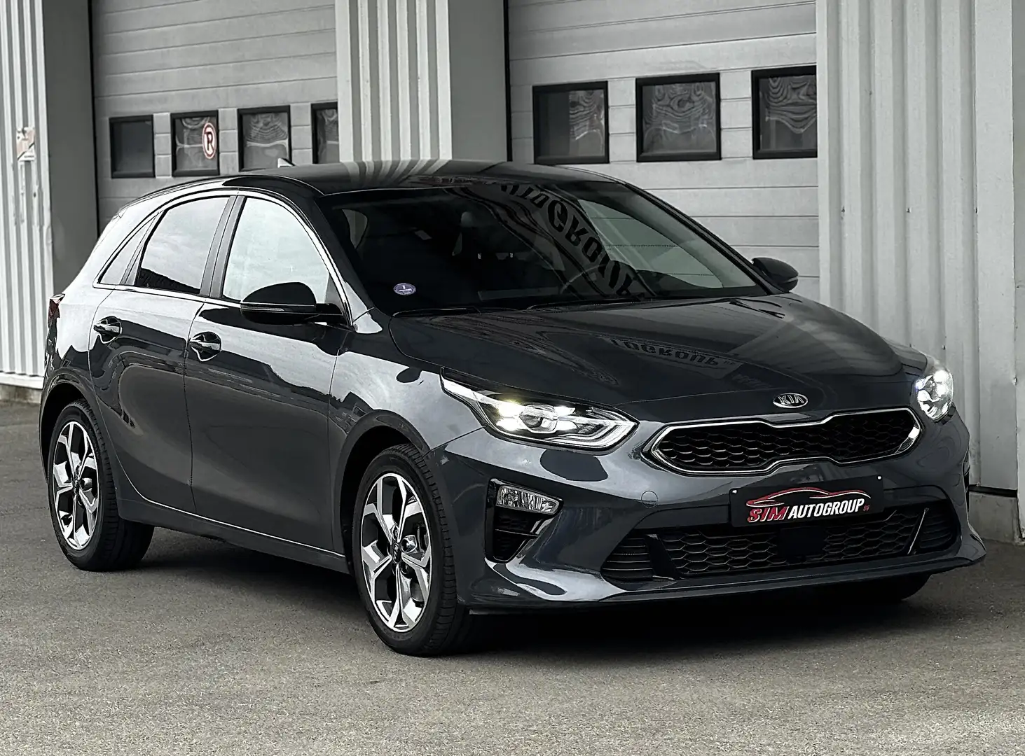 Kia Ceed / cee'd 1.4 T-GDI/Automaat/Carplay/Camera/Euro6d/Garantie Gris - 2