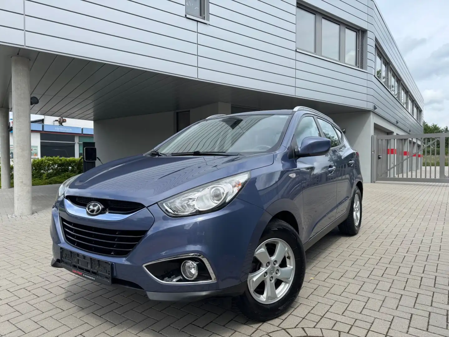 Hyundai iX35 1.6 Comfort blue 2WD TÜV NEU ANHÄNGERKUPPPL Azul - 1