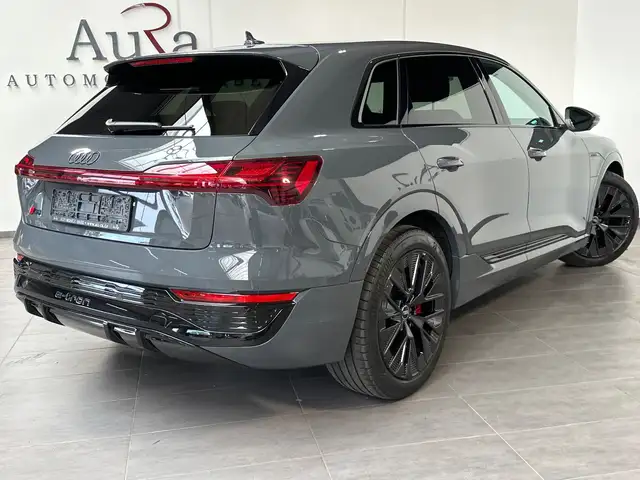 Audi Q8 E-Tron view 4