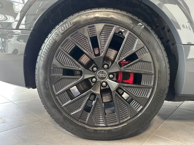 Audi Q8 E-Tron view 3