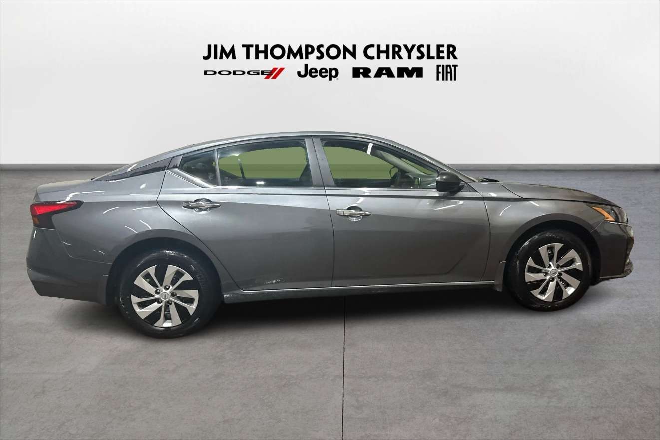 2025 Nissan Altima S  | AWD Heated Seats CarPlay BackUp Cam — photo 1