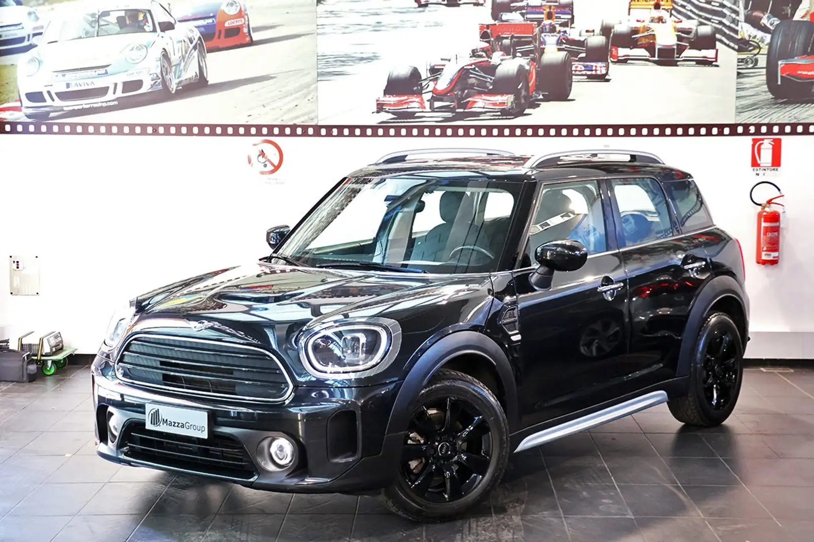 MINI One D Countryman 1.5 Business Auto. - ADAPTIVE CRUISE/TELECAMERA Černá - 1