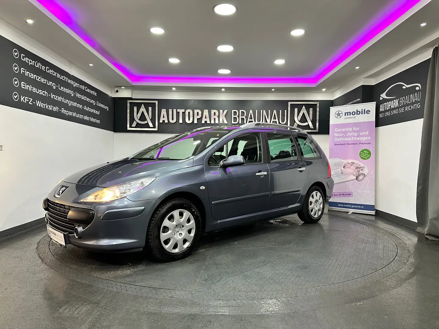 Peugeot 307 SW Comfort 1,6 *AUTOMATIK*AHK* Grau - 2