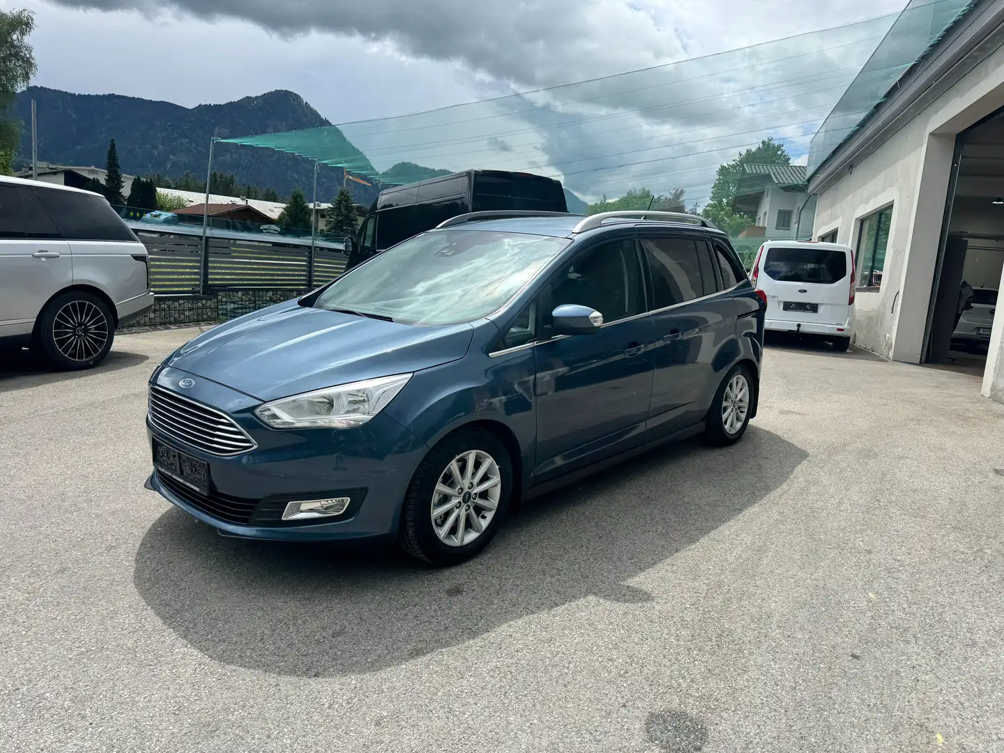 Ford Grand C-Max Titanium Blau - 2