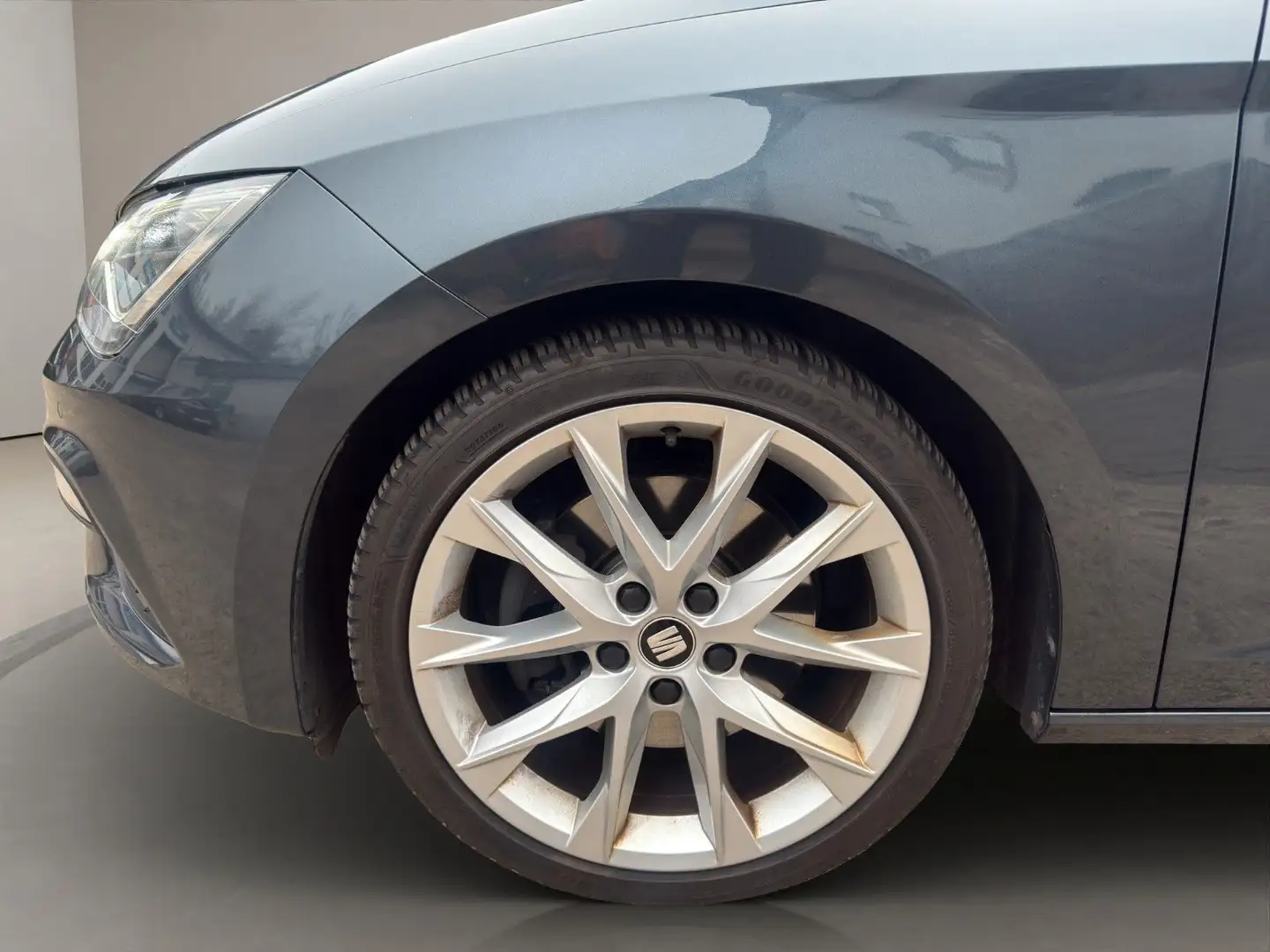 SEAT Leon ST FR 1.5 TSI DSG ACC Beats Cam Pano LED Gris - 2