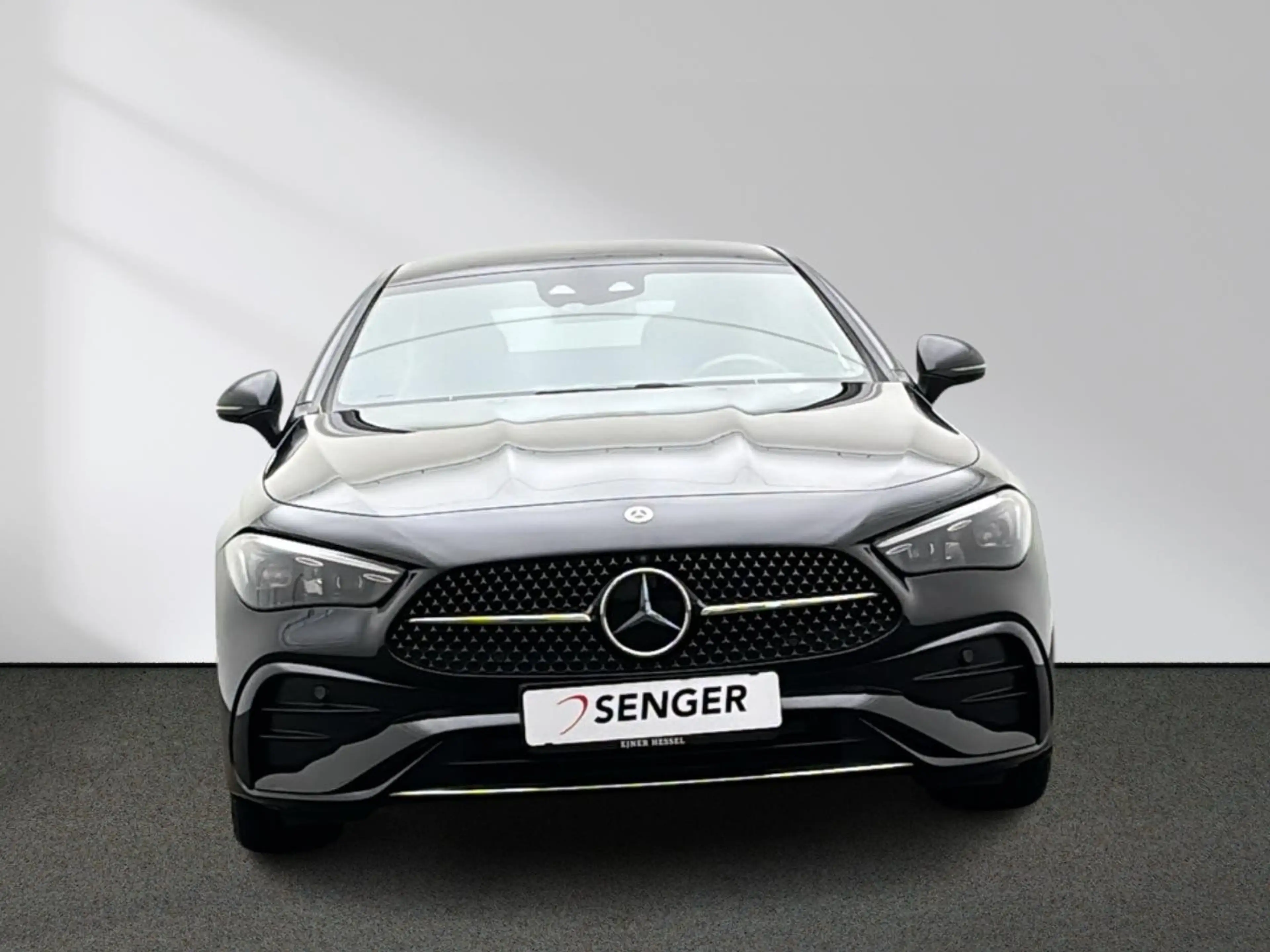 Mercedes-Benz CLE 300 4M AMG Premium Digital-L. Distronic 360° — photo 5