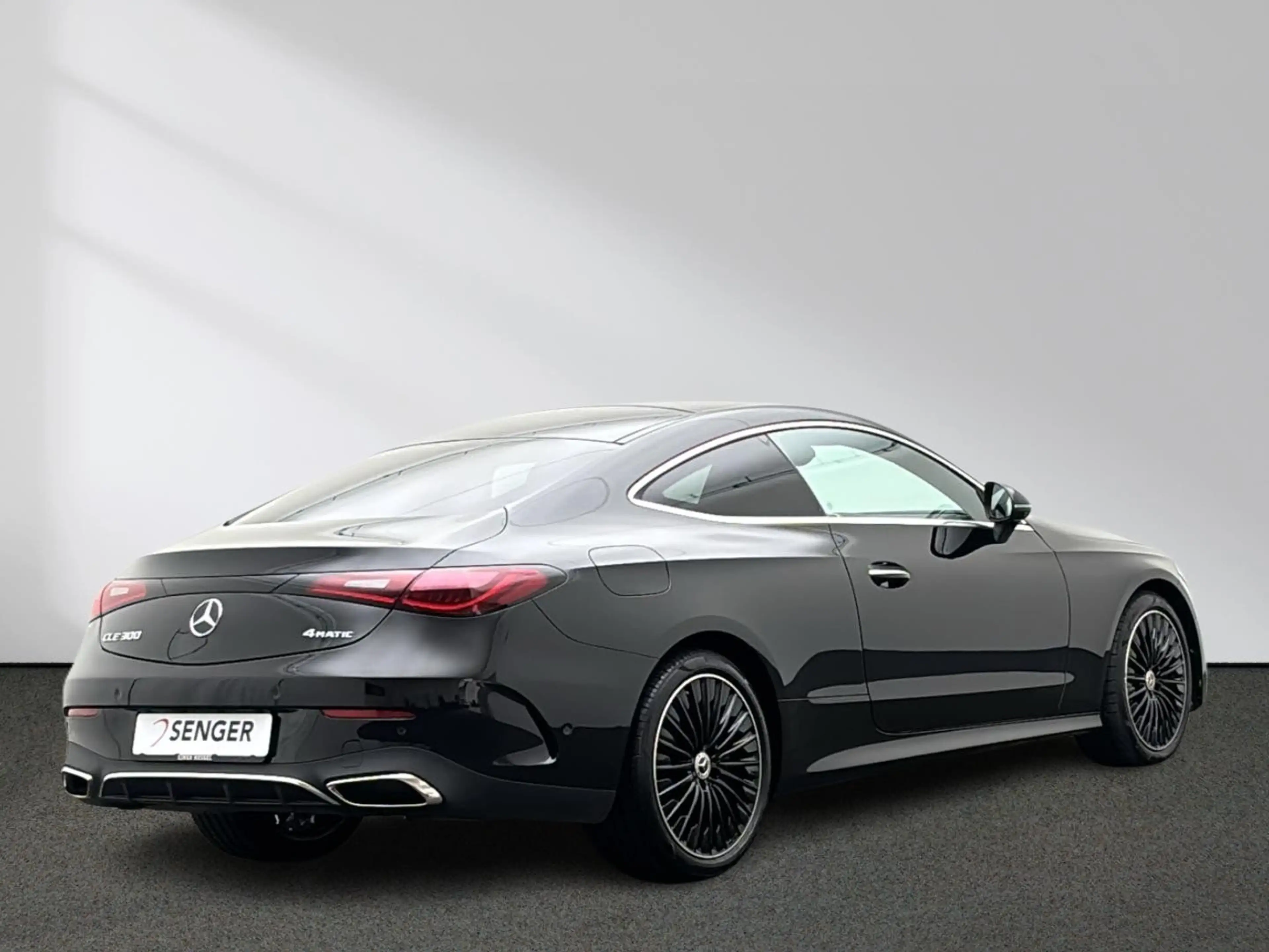 Mercedes-Benz CLE 300 4M AMG Premium Digital-L. Distronic 360° — photo 4