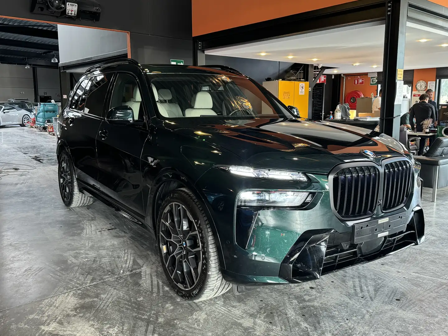 BMW X7 X7 3.0AS xDrive40 MHEV - FULL OPTION - 1ER PROPRI Vert - 1