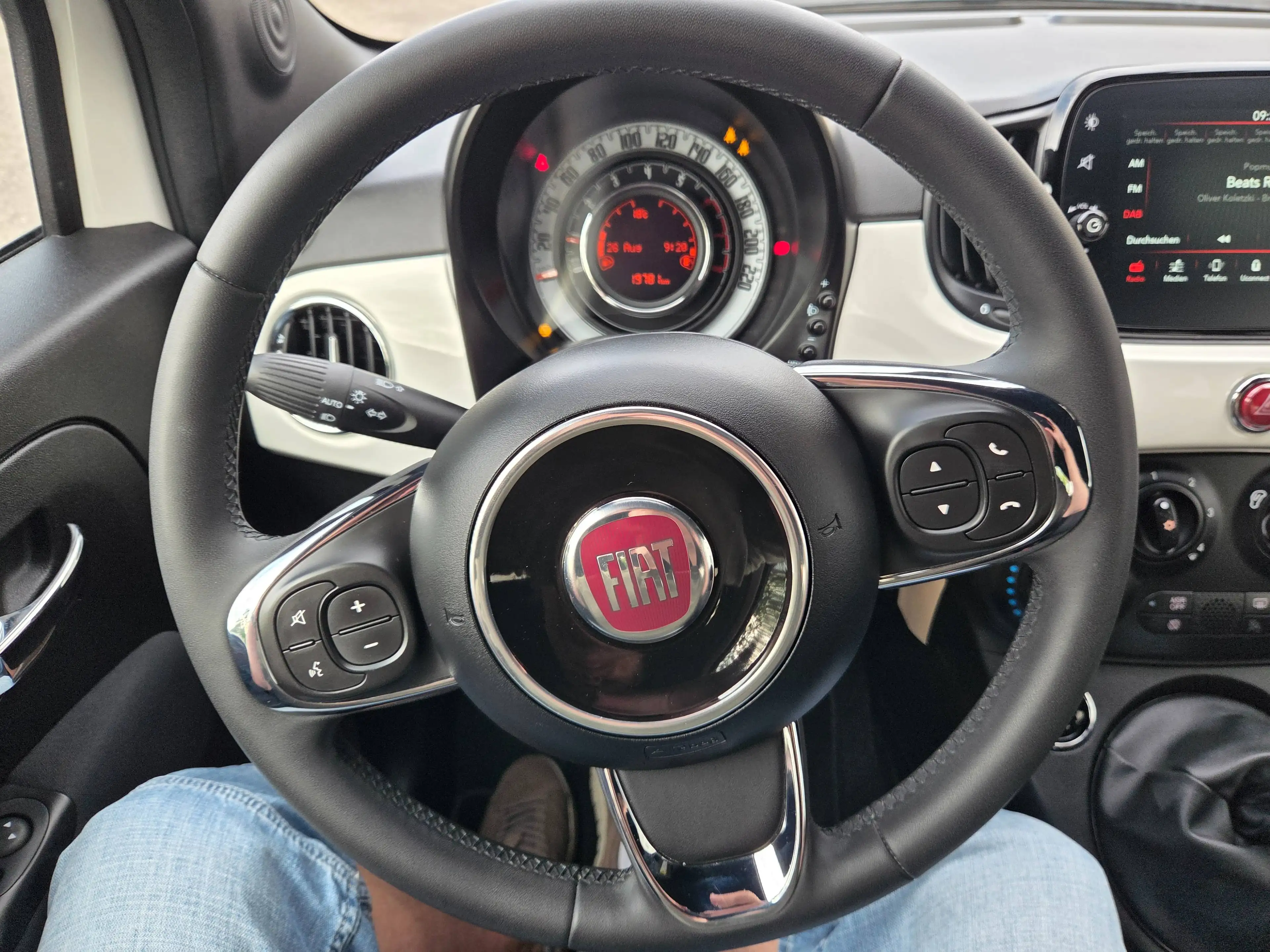 Fiat 500C TEMPOMAT MIRRORLINK ALLWETTER — photo 8