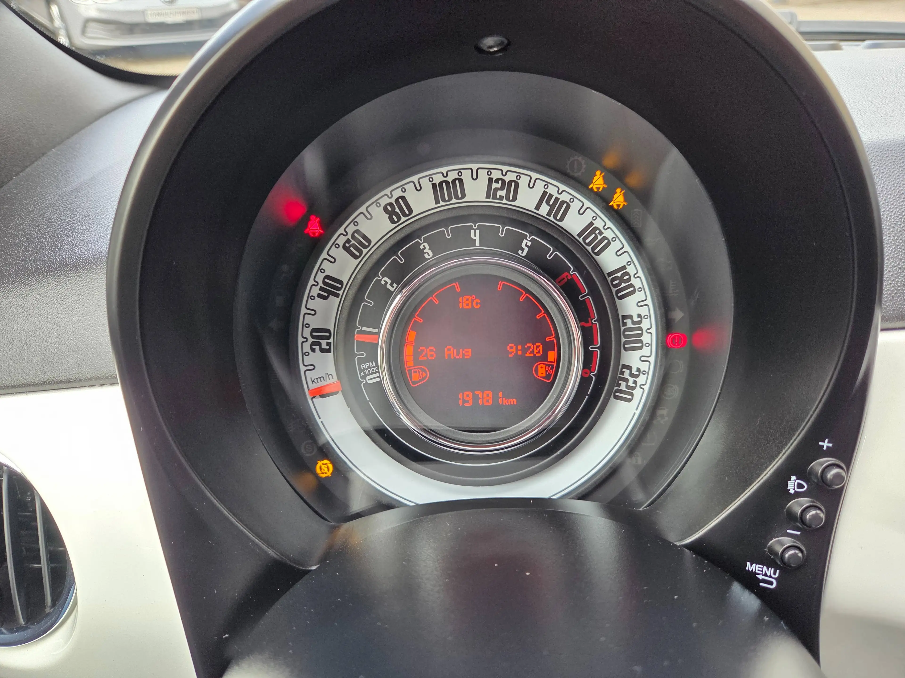 Fiat 500C TEMPOMAT MIRRORLINK ALLWETTER — photo 7