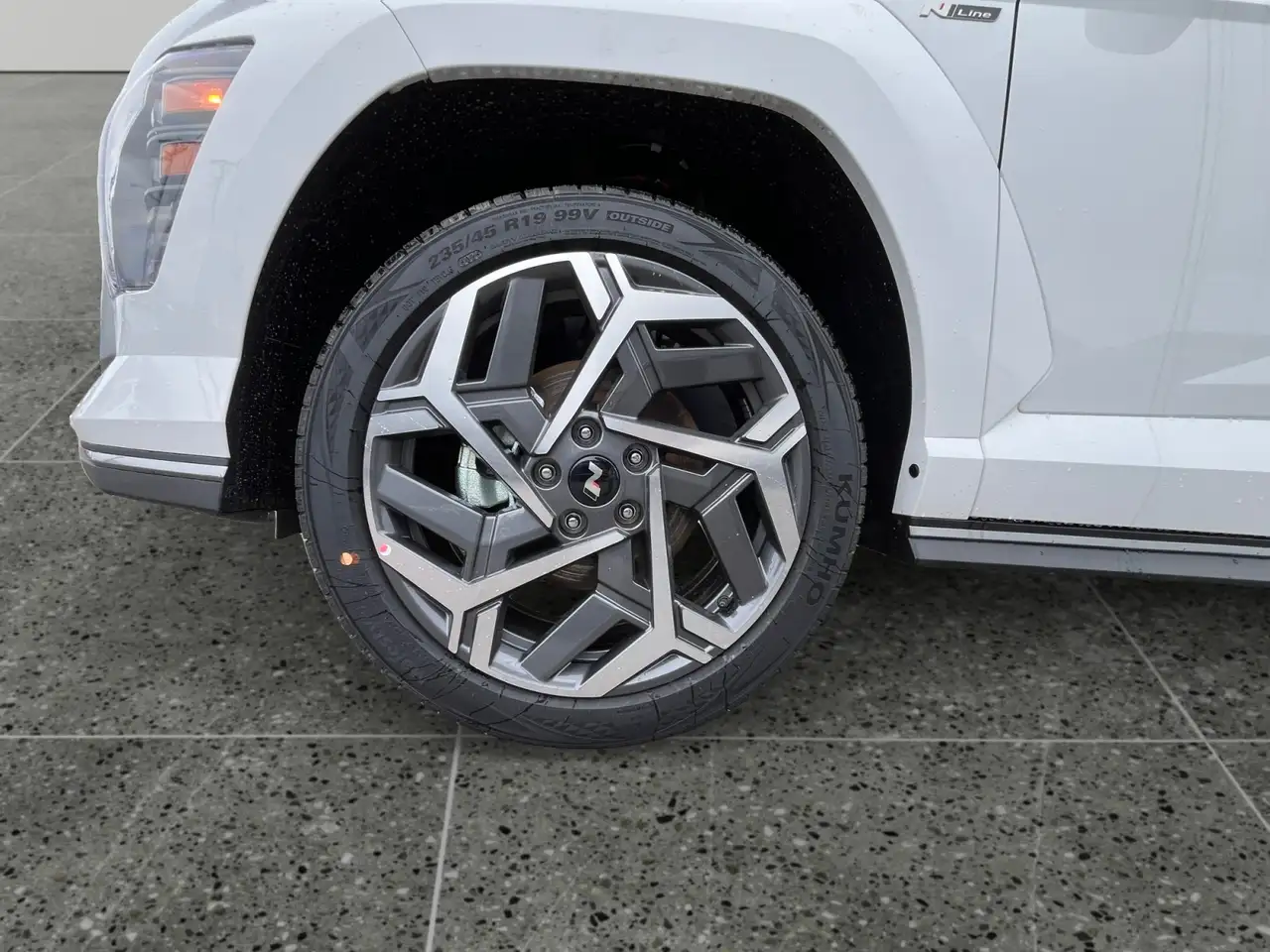 Hyundai KONA снимка Hyundai KONA