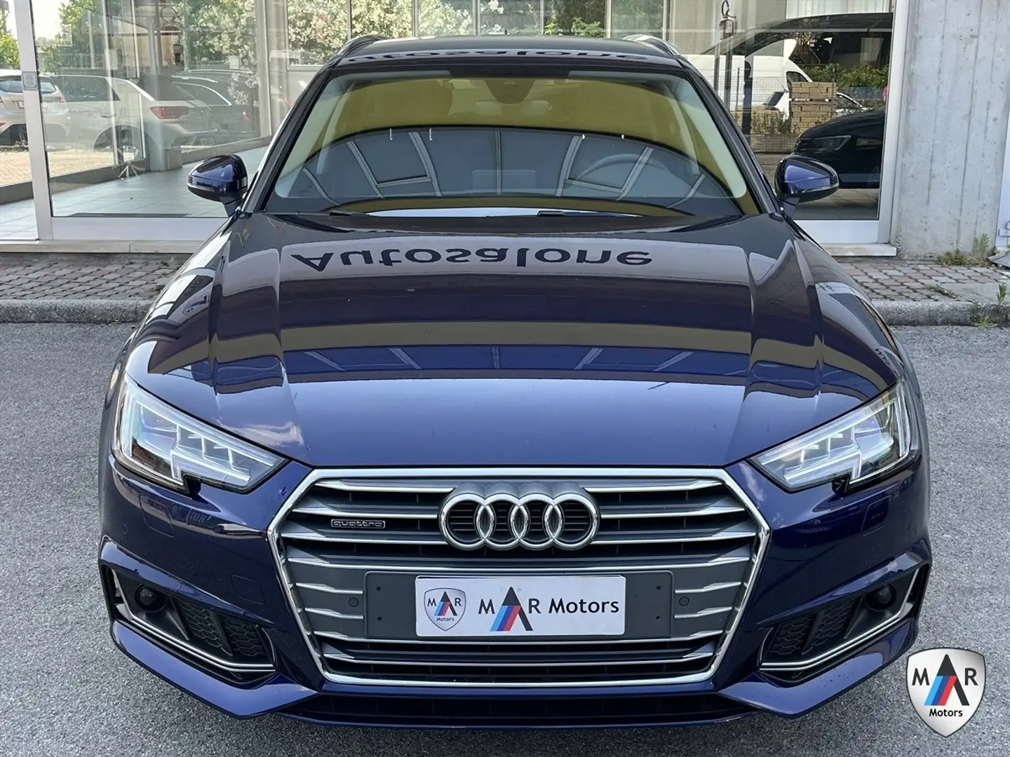 Audi A4 Avant 40 2.0 tdi Design quattro 190cv s-tronic Blu/Azzurro - 2