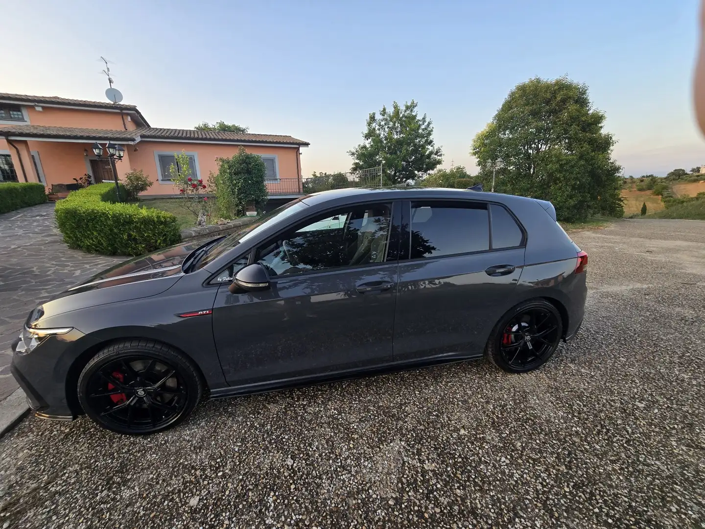 Volkswagen Golf GTI 2.0 tsi 245cv dsg - 1