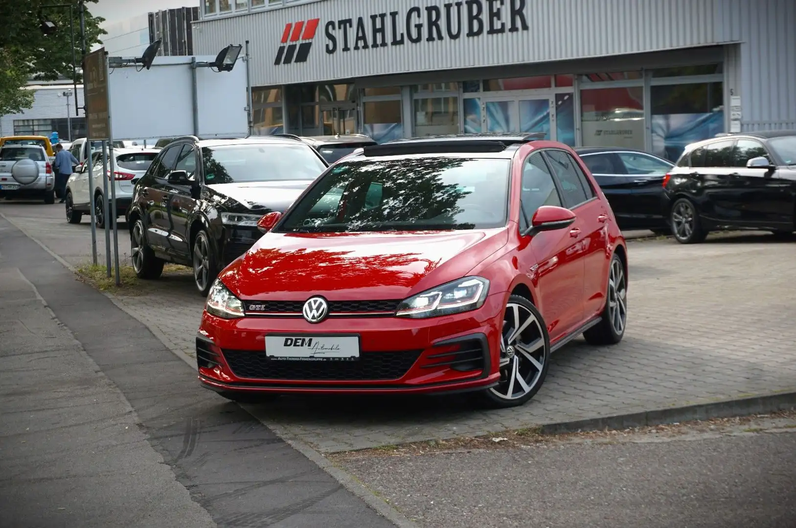Volkswagen Golf VII Lim. GTI Performance / Pano./ Leder / Rosso - 1