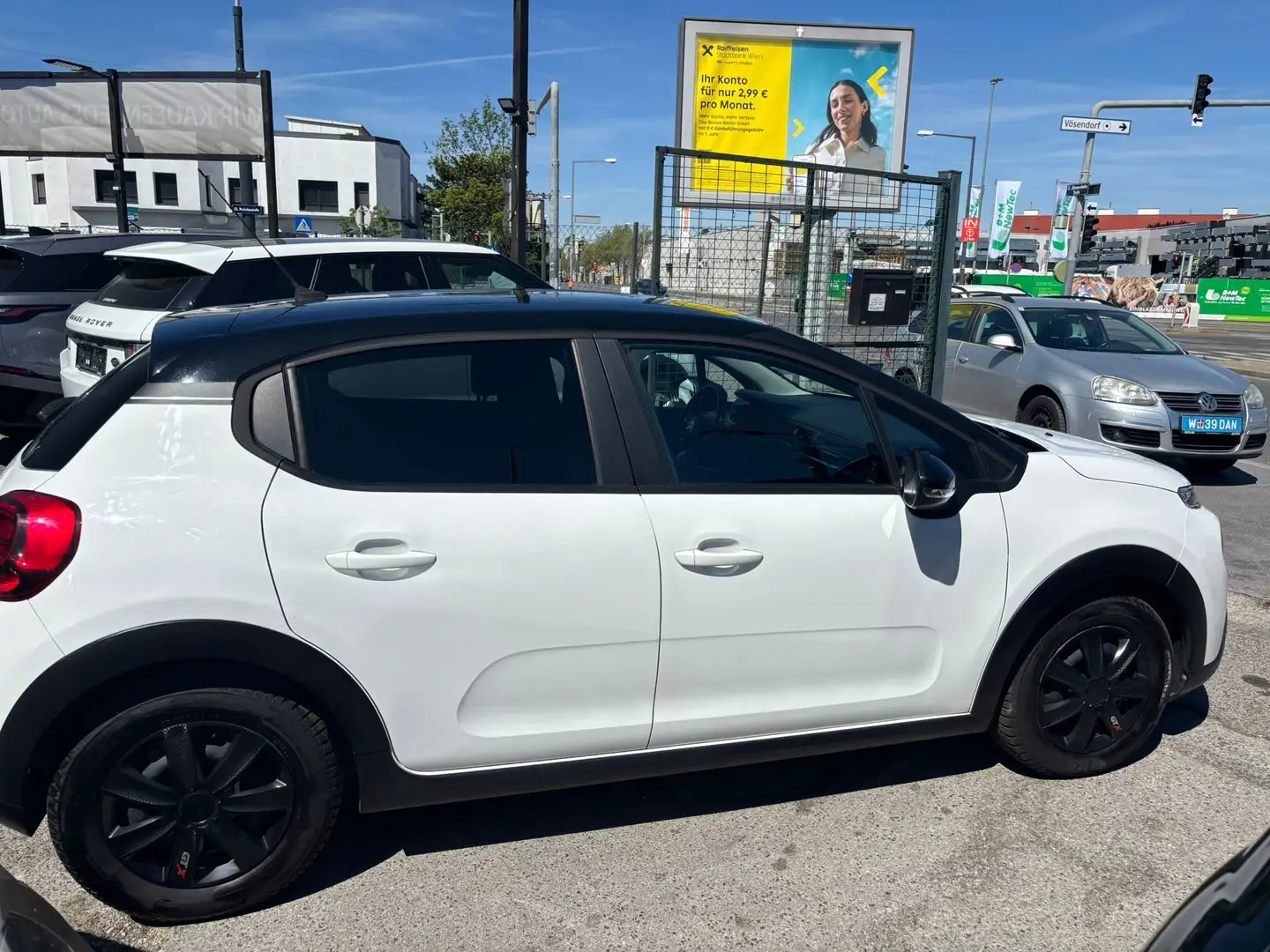 Citroen C3 PureTech 82 Feel sparsam mit Tempomat Klimaautom. Weiß - 2