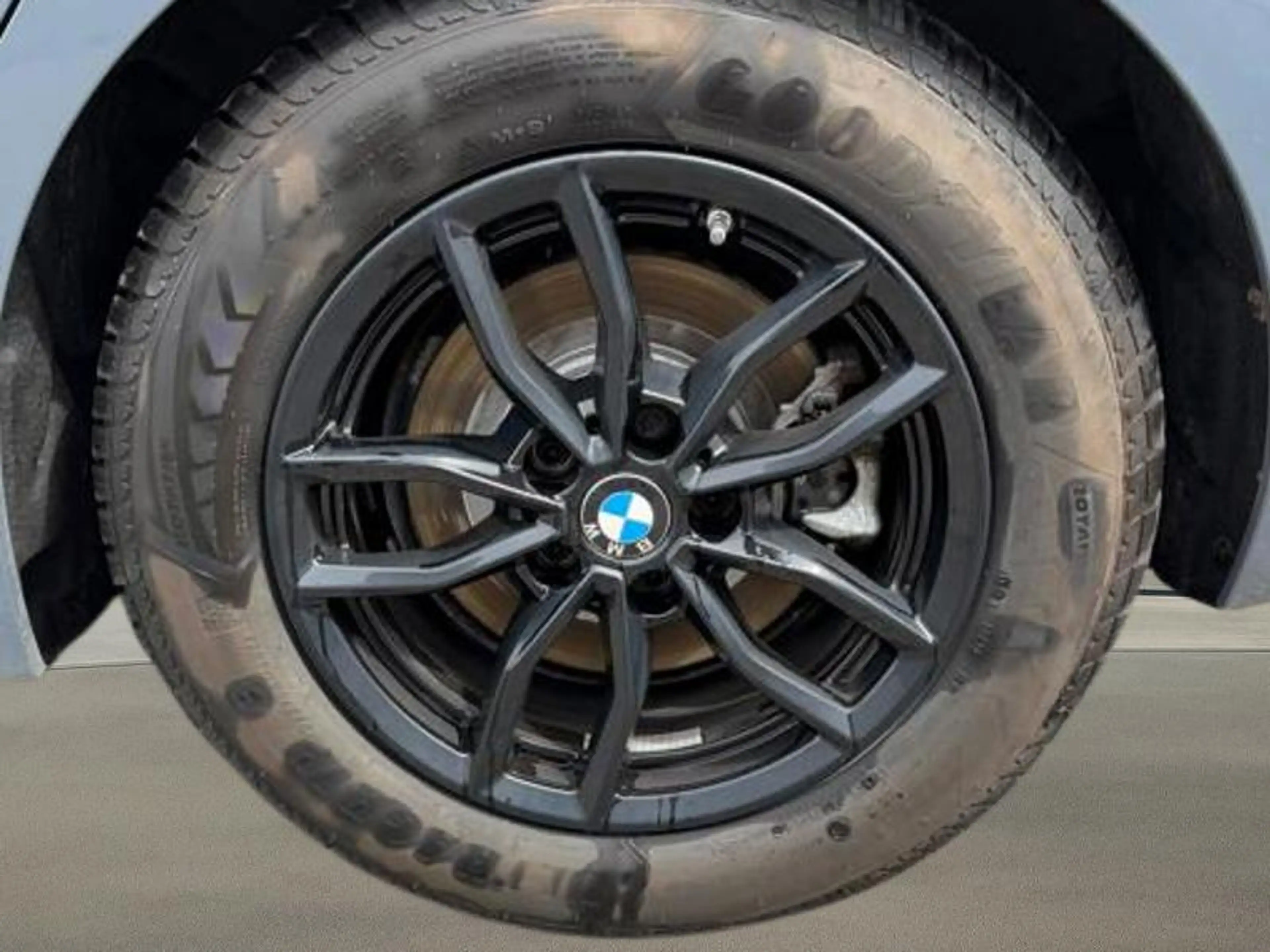 BMW 220 i Active Tourer M Sport — photo 5
