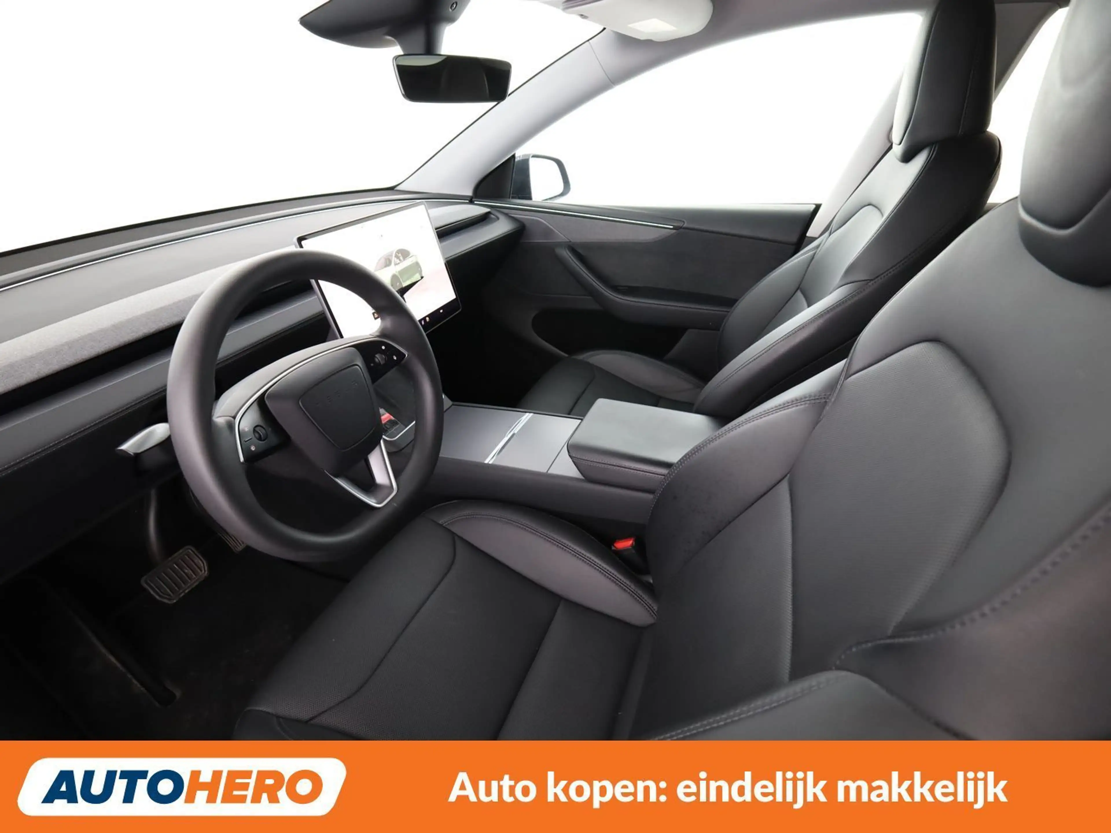 Tesla Model Y Long Range Dual AWD Premium — photo 11