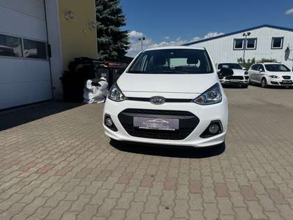 Hyundai i10 1,25 Black Line