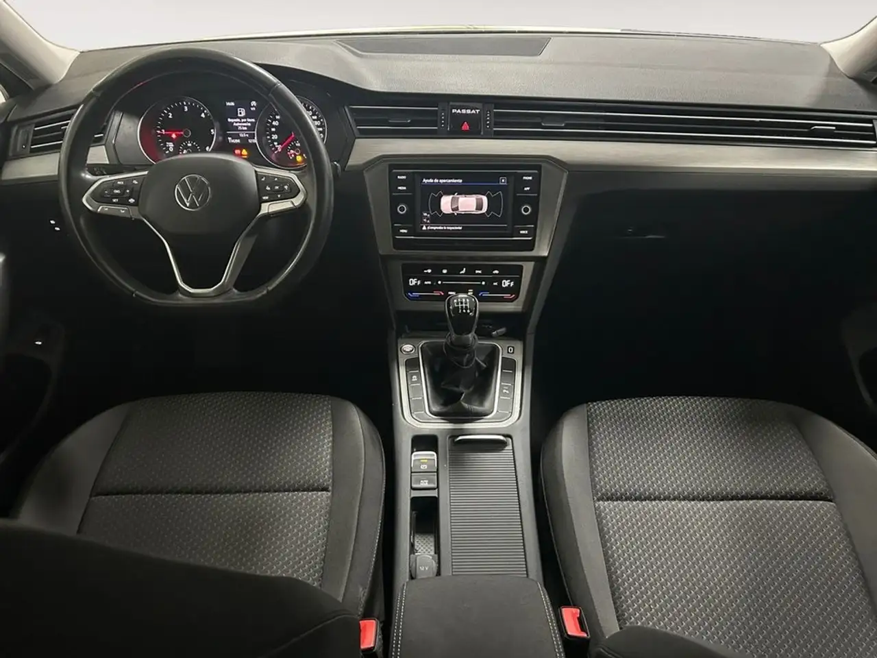 2021 Volkswagen Passat 2.0TDI EVO Business 110kW, photograph 9