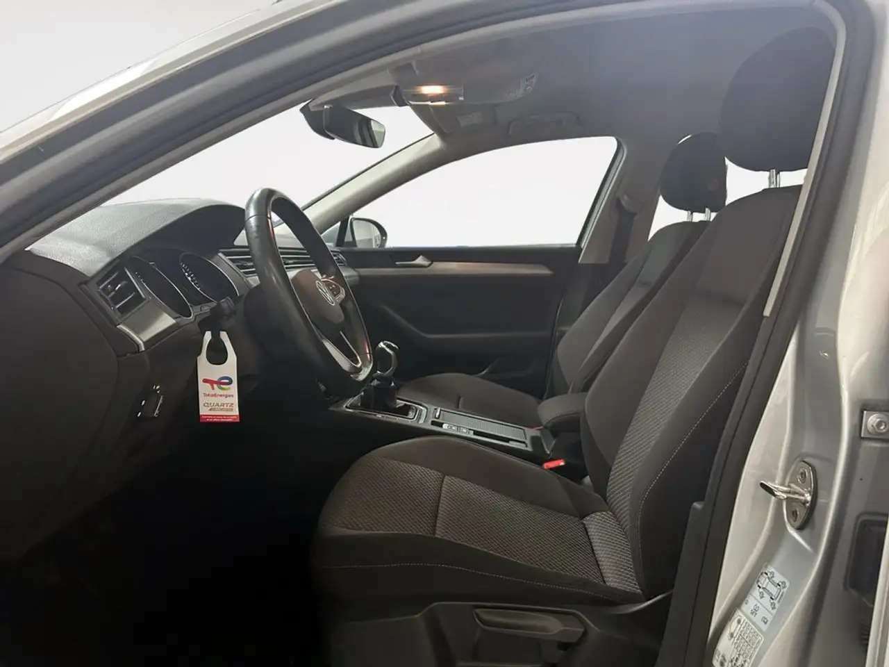 2021 Volkswagen Passat 2.0TDI EVO Business 110kW, photograph 11