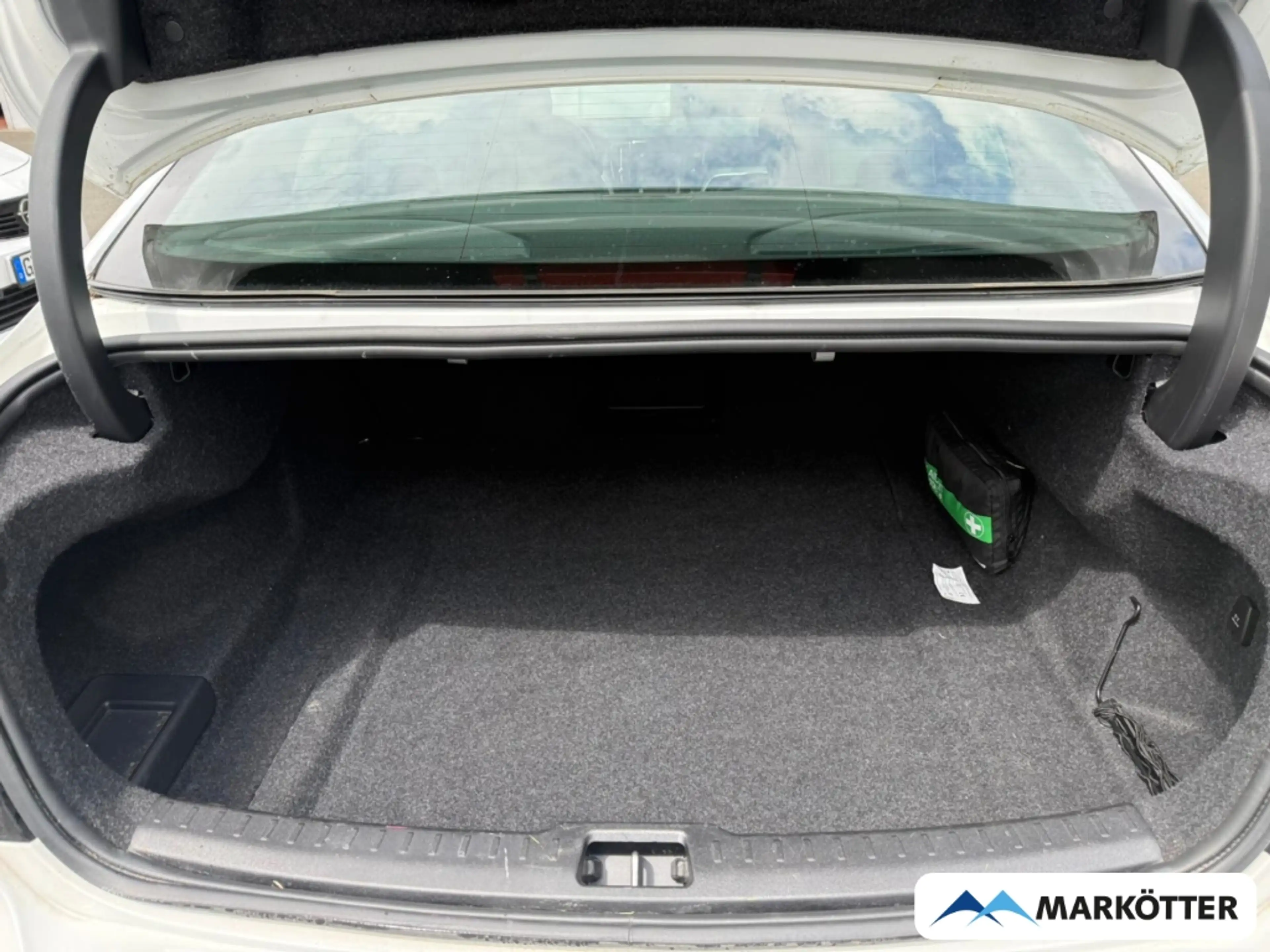 Volvo S60 B4 Plus Dark ACC/360°/STHZ/LHZ/H&K/PANO — photo 6