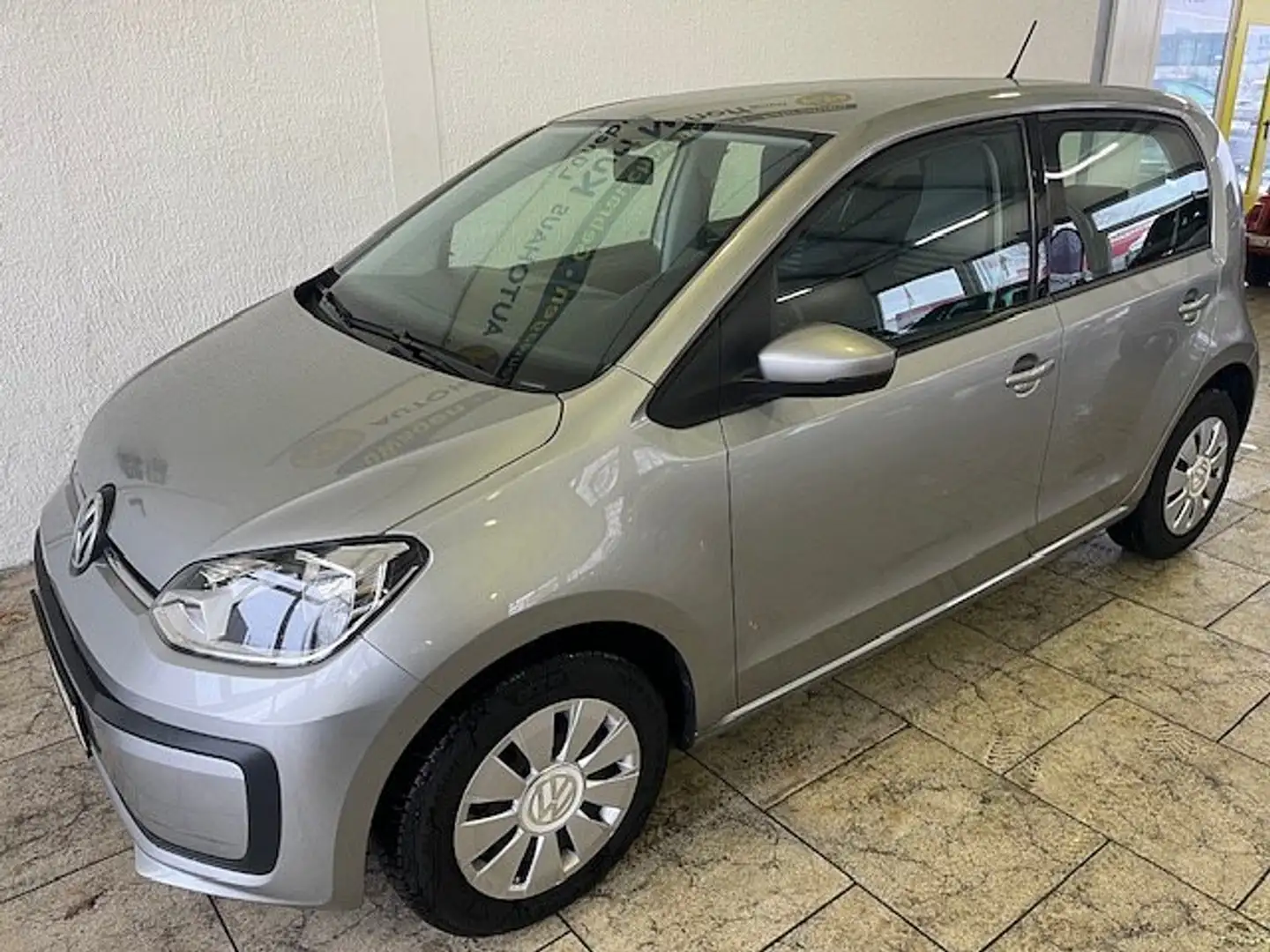 Volkswagen up! move +4Seasons + 1. Hand Silber - 2