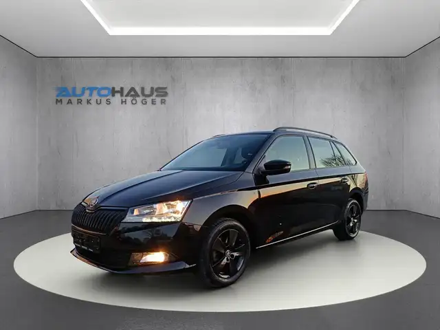 Skoda Fabia 1.0 TSI DSG Combi Ambition + PDC + Winter-Paket +