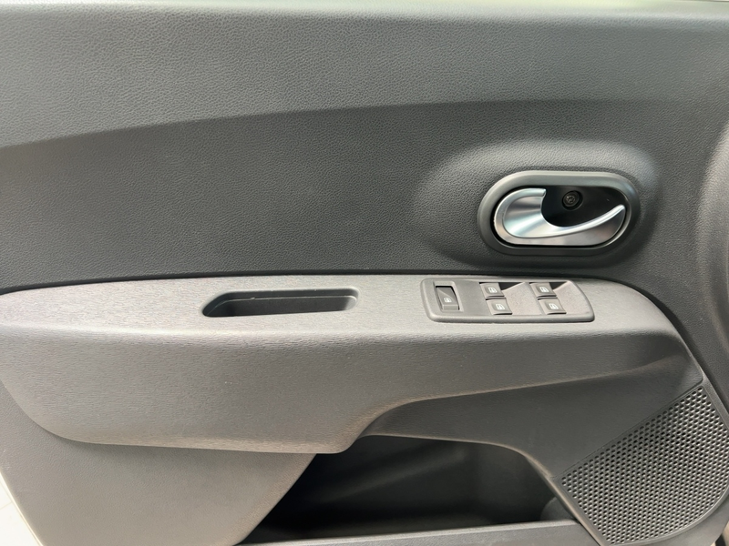 Dacia Lodgy Stepway Selection Blue dCi 115 7-Sitzer SHZ — photo 13